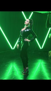 Kira Kosarin feet photo thumbnail