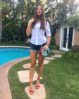 Kira Kosarin feet photo thumbnail