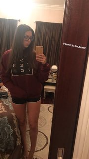 Kira Kosarin feet photo thumbnail