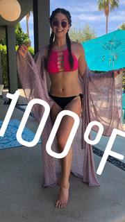 Kira Kosarin feet photo thumbnail