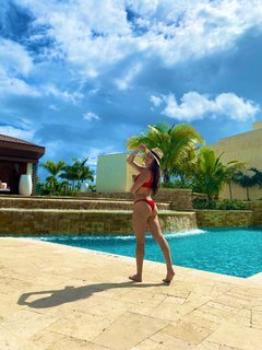 Kira Kosarin feet photo thumbnail