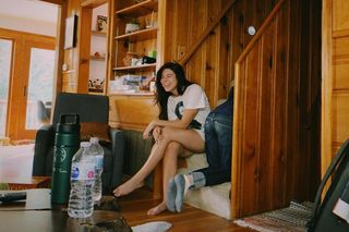 Kira Kosarin feet photo thumbnail