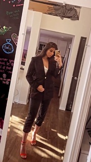 Kira Kosarin feet photo thumbnail