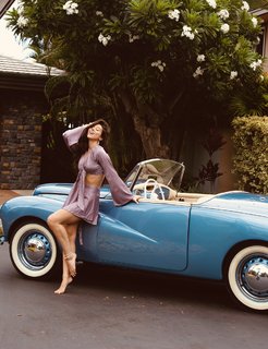 Kira Kosarin feet photo thumbnail