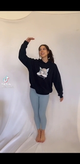 Kira Kosarin feet photo thumbnail
