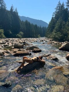 Kira Kosarin feet photo thumbnail