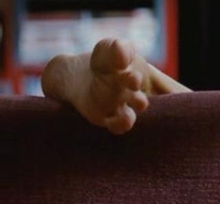Kira Miró feet photo thumbnail