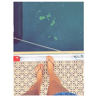 Kira Miró feet photo thumbnail