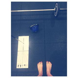 Kira Miró feet photo thumbnail