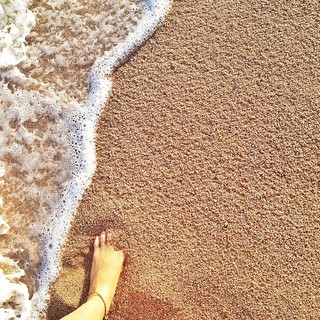 Kira Miró feet photo thumbnail