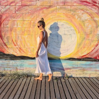 Kira Miró feet photo thumbnail