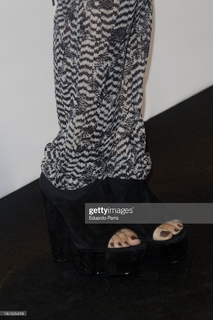 Kira Miró feet photo thumbnail