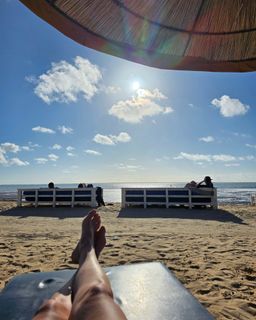 Kira Miró feet photo thumbnail