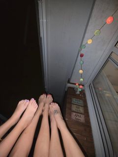 Kira Miró feet photo 5