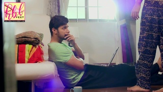 Kiran Haq feet photo 3
