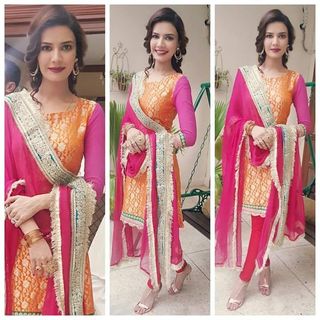 Kiran Haq feet photo 14