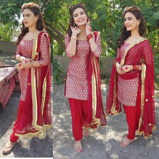 Kiran Haq feet photo 6