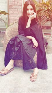 Kiran Haq feet photo 1