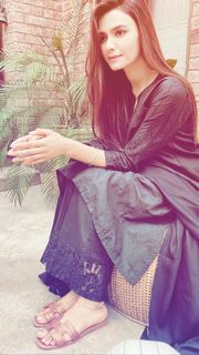 Kiran Haq feet photo 16