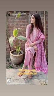 Kiran Haq feet photo 14
