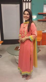 Kiran Khan feet photo 7