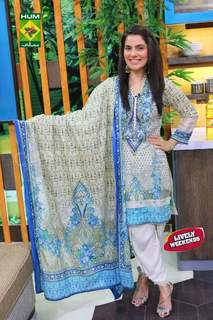 Kiran Khan feet photo 16