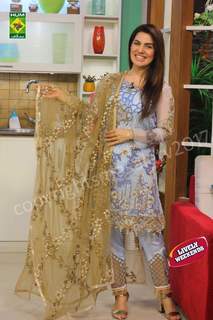 Kiran Khan feet photo 17
