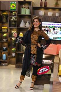 Kiran Khan feet photo 3