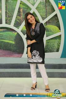 Kiran Khan feet photo 16