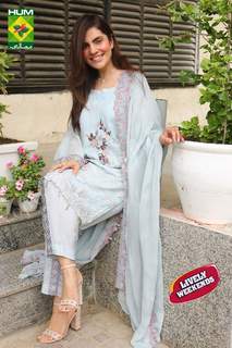 Kiran Khan feet photo 15