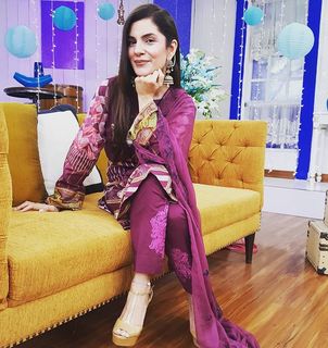 Kiran Khan feet photo 10