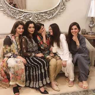 Kiran Khan feet photo 4