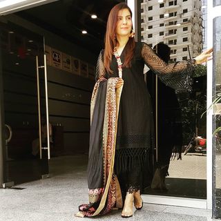 Kiran Khan feet photo 1