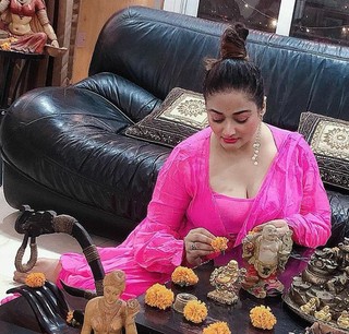 Kiran Rathod feet photo 18