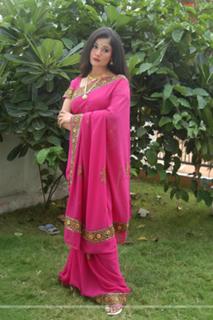 Kiran Rathod feet photo 13
