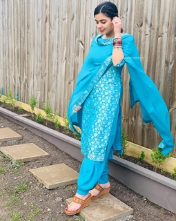 Kirat Randhawa feet photo 3