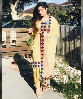 Kirat Randhawa feet photo 17