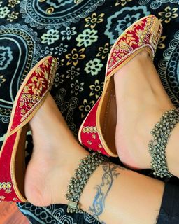Kirat Randhawa feet photo 17