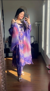Kirat Randhawa feet photo 16