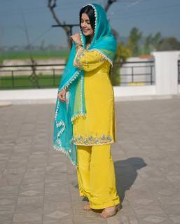 Kirat Randhawa feet photo 19