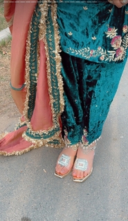 Kirat Randhawa feet photo 12
