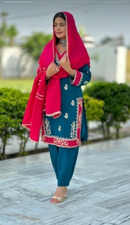 Kirat Randhawa feet photo 11