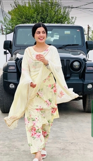 Kirat Randhawa feet photo 16