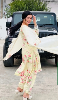 Kirat Randhawa feet photo 15