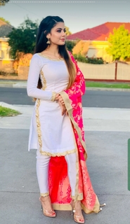 Kirat Randhawa feet photo 4