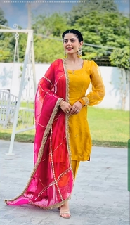Kirat Randhawa feet photo 7