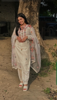Kirat Randhawa feet photo 17