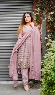 Kirat Randhawa feet photo 19