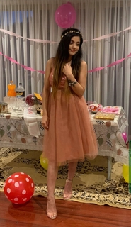 Kirat Randhawa feet photo 8