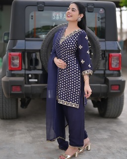 Kirat Randhawa feet photo 2